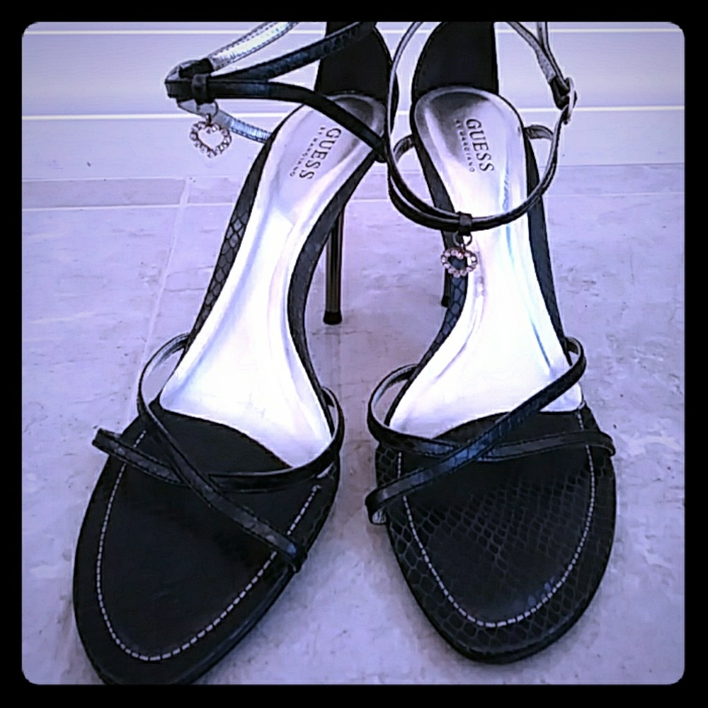 Guess by Marciano Sandals - Picture 4 of 7